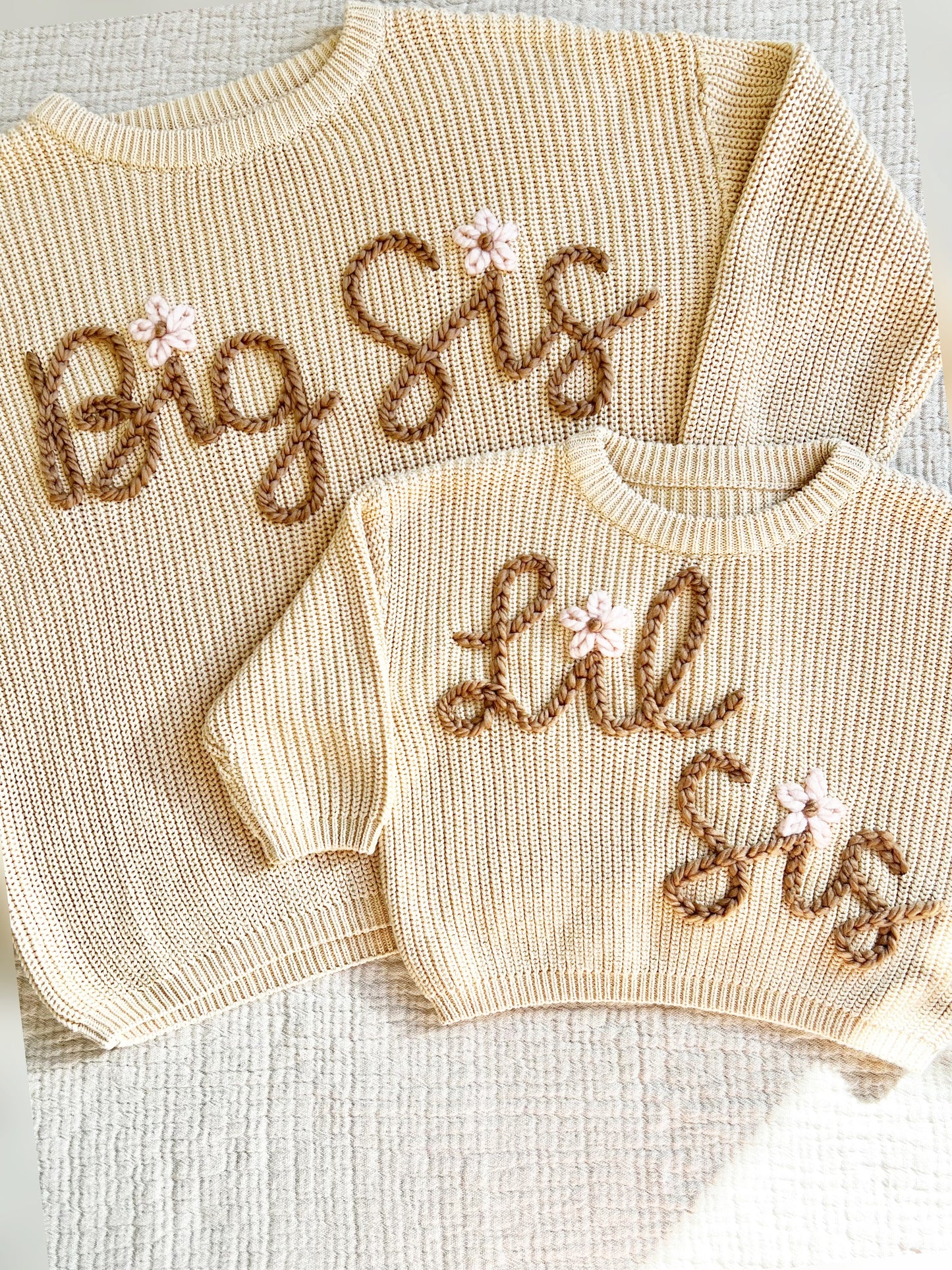 "LIL SIS" EMBROIDERED SWEATER