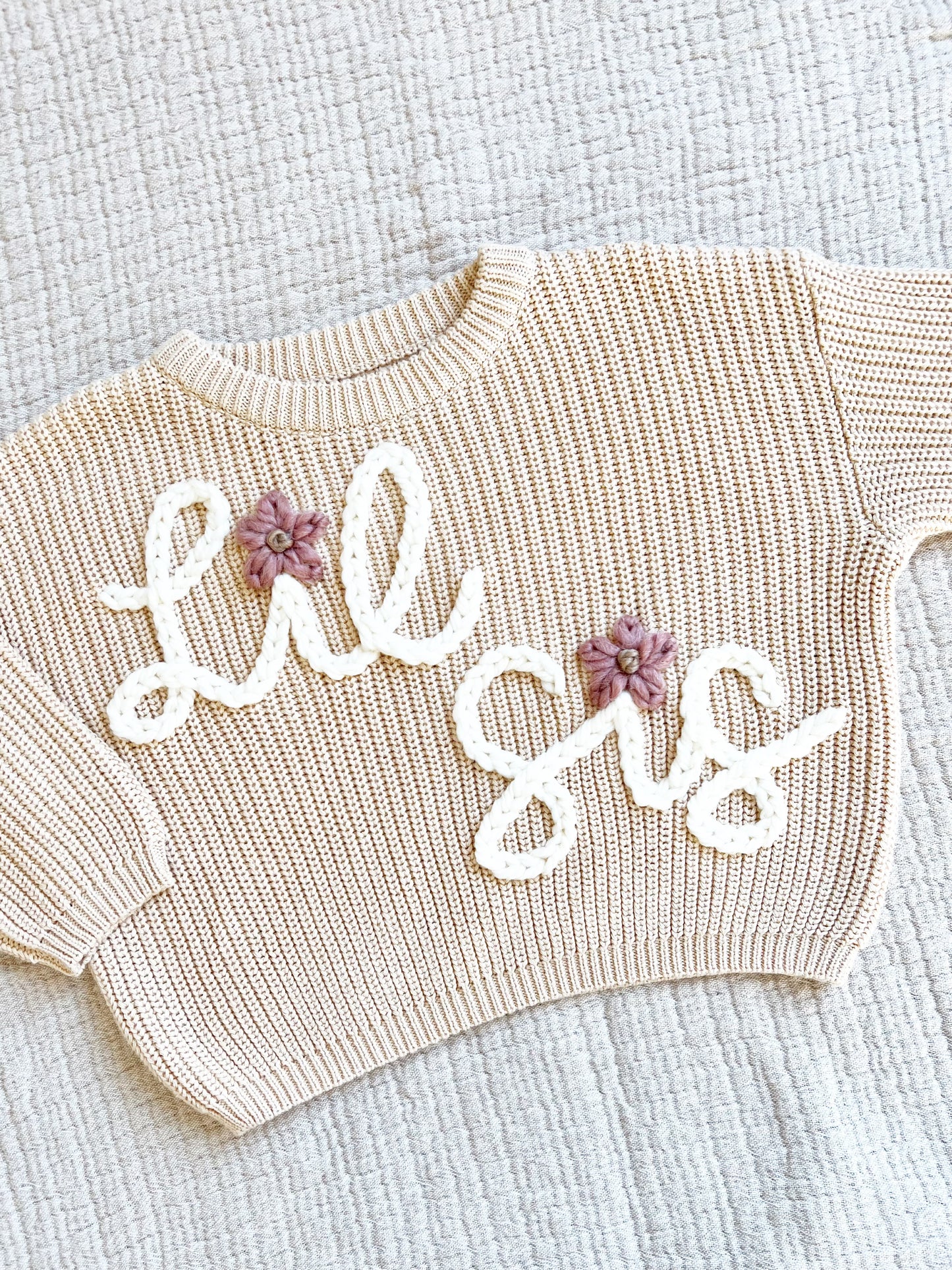 "LIL SIS" EMBROIDERED SWEATER